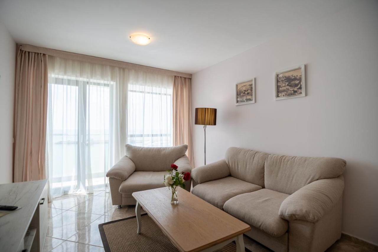 Antik Apartments Balchik Exterior foto